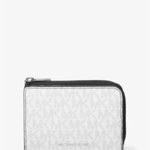 MICHAEL KORS OUTLET Cooper Signature Logo Folio Wallet